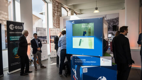 Die Ausstellungen der ESA und des DLR Die Ausstellungen der ESA und des DLR
