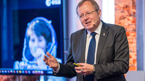 Prof. Dr. Wörner, der hessische Raumfahrtkoordinator