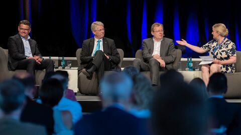 Im Gespräch über Hessische Raumfahrt Talkrunde Hessen in Space