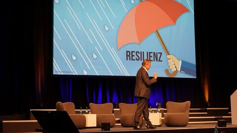 Vortrag von Herrn Prof. Wörner zum Thema Resilienz Vortrag von Herrn Prof. Wörner zum Thema Resilienz