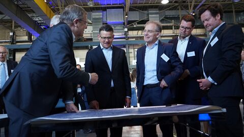 Besuch am Stand von Open Lunar Registry Besuch am Stand von Open Lunar Registry