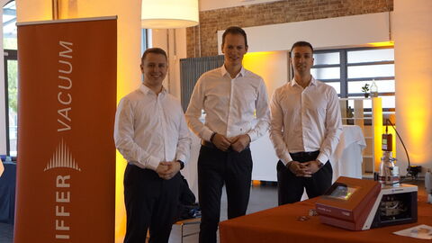 Pfeiffer Vacuum GmbH, Asslar Ausstellerteam von Pfeiffer Vacuum GmbH